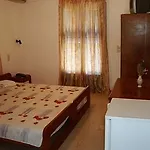 Gianna Apartment *